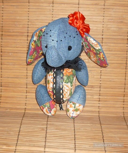 Игрушки из джинсовой ткани фото Игрушки из джинсовой ткани фото