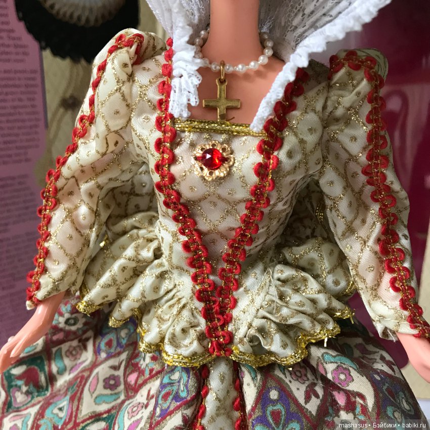 Queen barbie