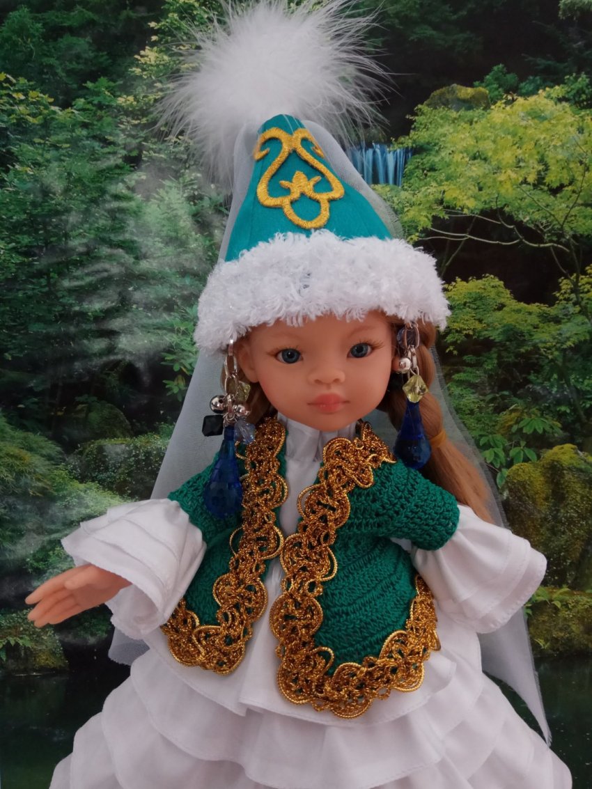 Куклы в национальных костюмах для детского сада