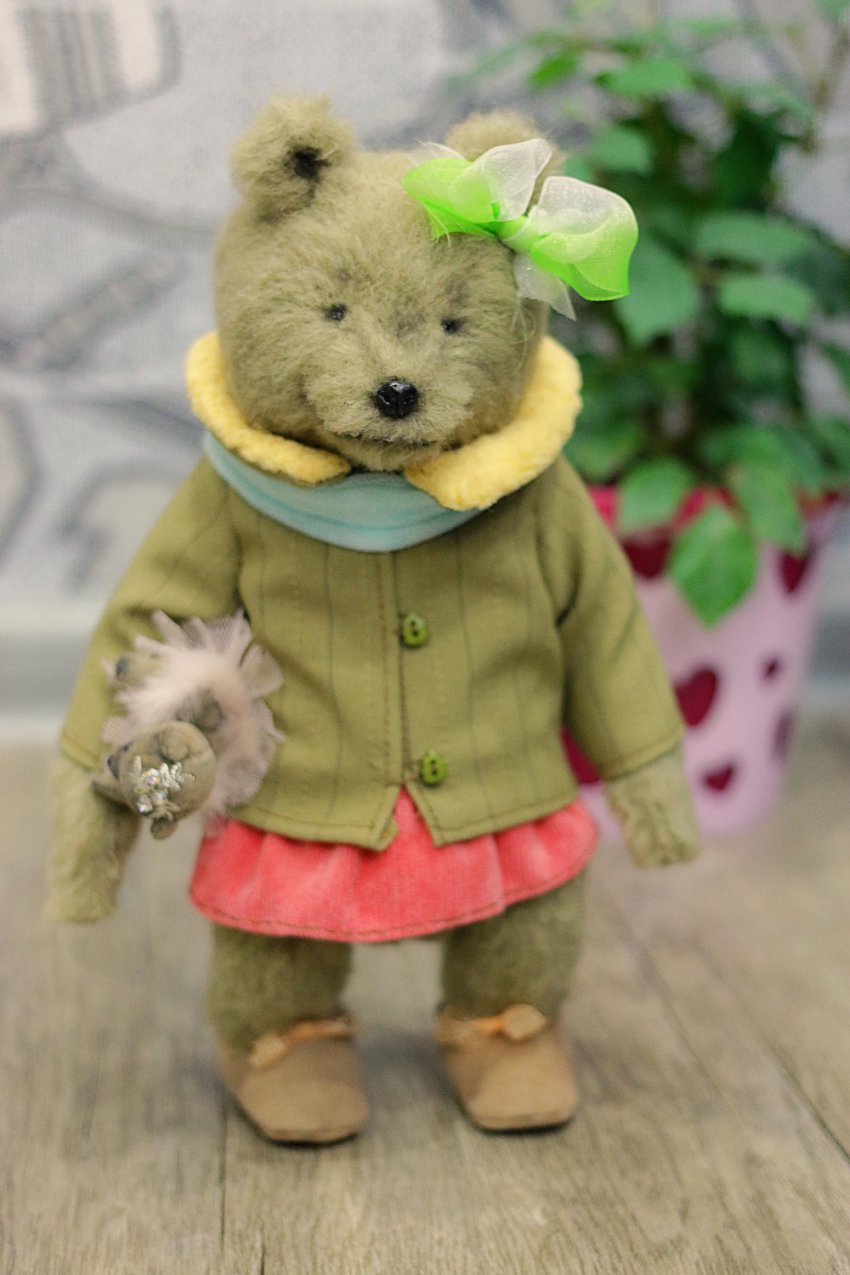 Тедди одежда. Одежда для Тедди. Платье для Тедди. Одежда для плюшевого мишки. Медведь в пальто.