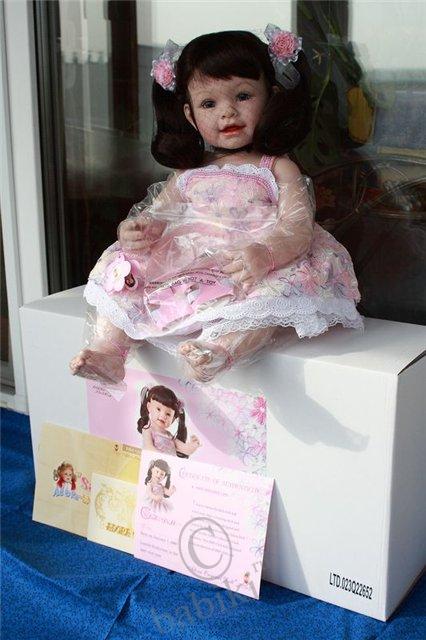 Клубная Флора приехала - кукла Адора