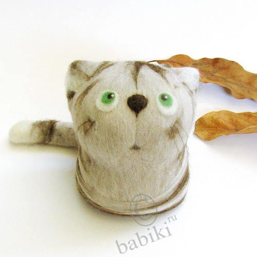 Оригинальные игрушки методом валяния из шерсти (фото 3)