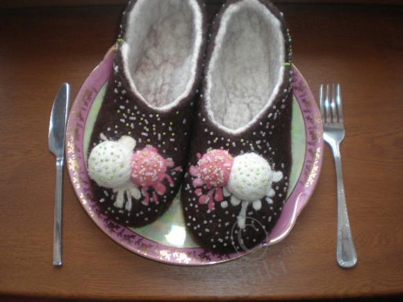 Тапки "Брауни с морженым" - мокрое валяние (фото 6)