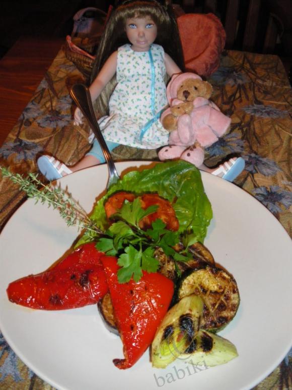 Пятничное путешествие по «Хитровке», или парижанка Сашенька (Leeann)