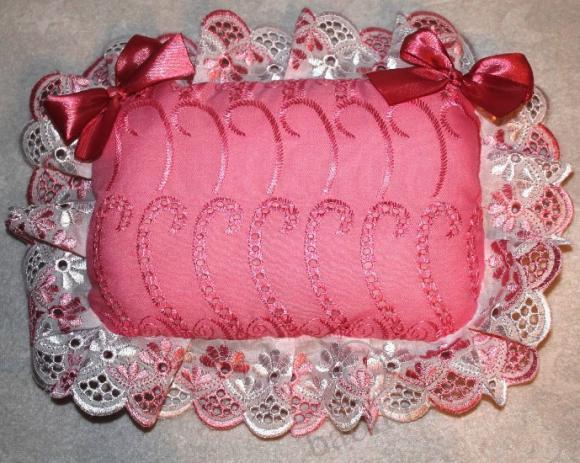 Колыбелька и постелька для любимой малышки (фото 7)