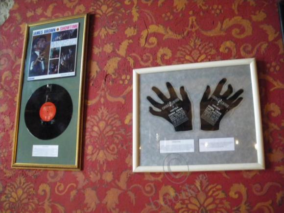 По просьбам трудящихся - ресторан "The Hooch" и другие окрестности Екб