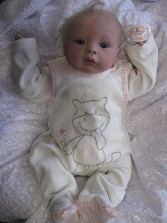 Малышка Софи в моем варианте :) ( кукла реборн).Добавила еще фото (фото 8)