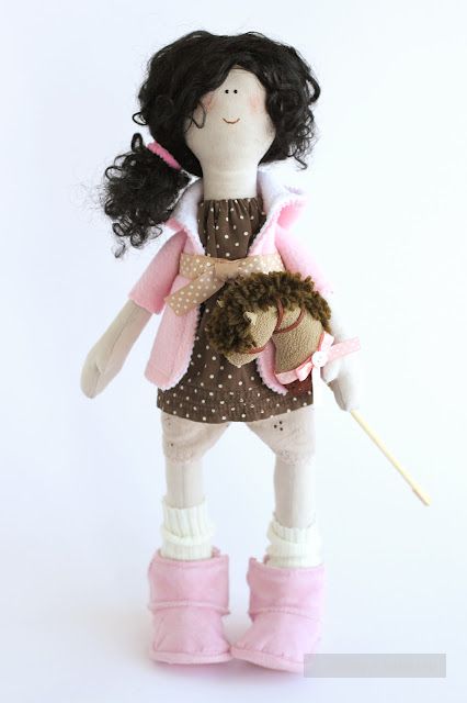 Мягкие куколки и зайки Виктории Вагиль