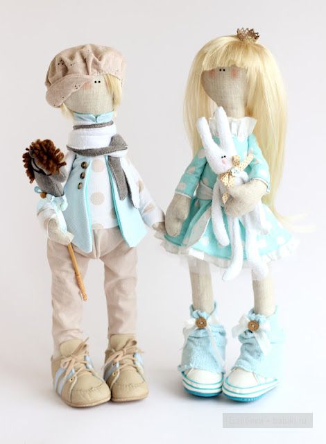 Мягкие куколки и зайки Виктории Вагиль