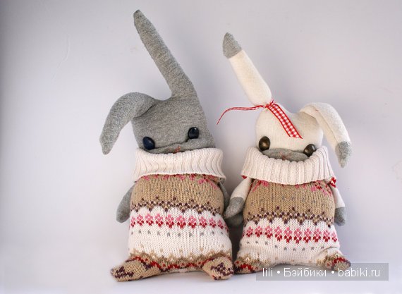 Очаровательные авторские медвежата из носков от Sarah Hepworth