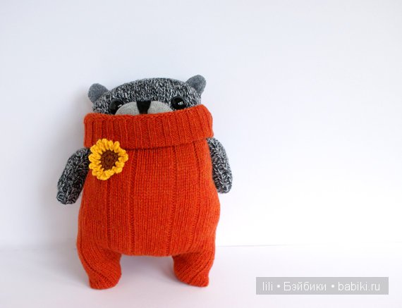 Очаровательные авторские медвежата из носков от Sarah Hepworth