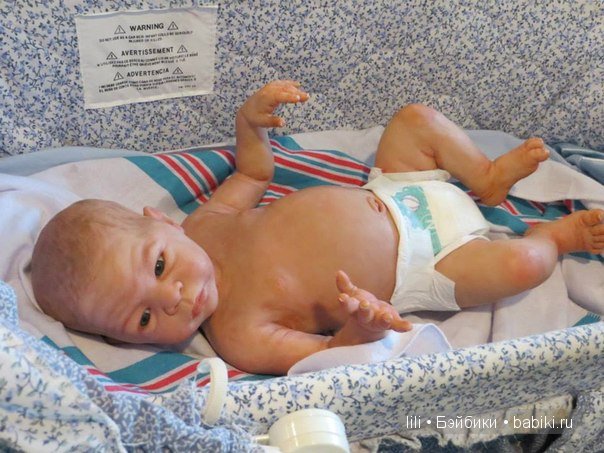 Новые силиконовые малыши от Laura Tuzio Ross. Alejandro и Alexandro Awake (фото 3)