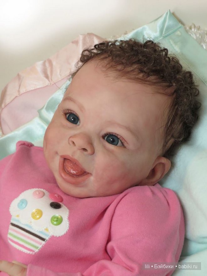 Jordyn Smiling, OOAK Laura Tuzio Ross