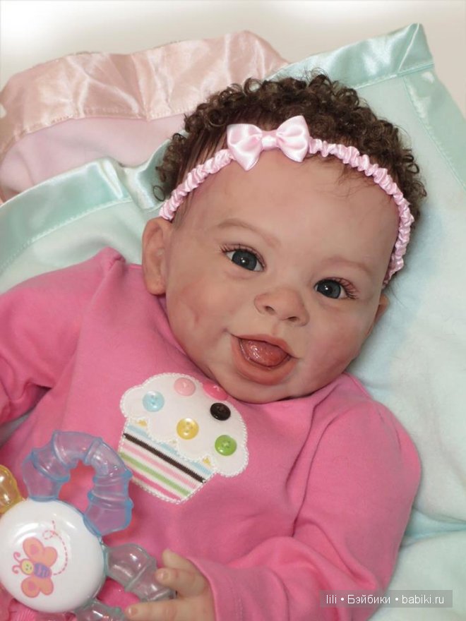 Jordyn Smiling, OOAK Laura Tuzio Ross