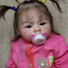 Малышка азиаточка Соледад, скульптор Ping Lau