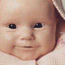 Бонни Браун показала новую малышку Maddie процессе