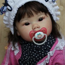 Азиаточка Кана, скульптор Ping lau