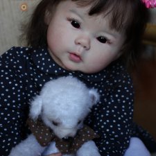 Азиаточка Кана, скульптор Ping lau