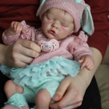 Малышка Твин Б