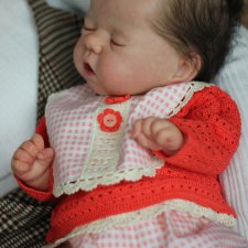 Малышка-азиатик Чарли