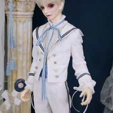 Freedom Teller открыли предзаказ на костюмы в морском стиле