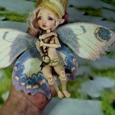 Circus Kane продает Pocket Mystery elf