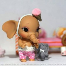 Charles' Creature Cabinet будут продавать слонёнка Элли