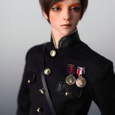 SOOM продает Little Conqueror Zak