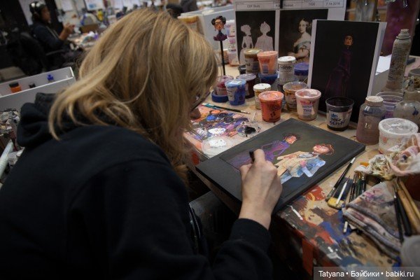 Художник по костюмам Дебора Кук и персонажи фильма "Потерянное звено" (фото 5)