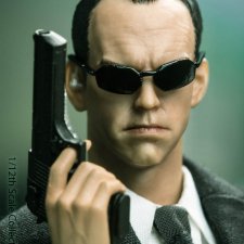 PC toys - выпуск фигурки Агента Смита в формате 1/12