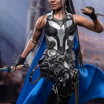 Фигурка Валькирии в масштабе 1/6 от Hot Toys