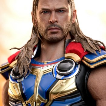 Фигурка Тора в масштабе 1/6 от Hot Toy