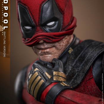 Hot Toys - фигурка Дэдпула