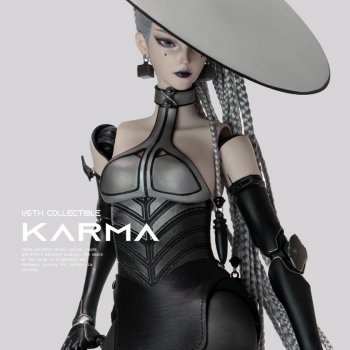 Футуристическая Karma от Beautiful Chemistry и Crimson G