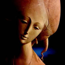 Скульптура из дерева Ivo Piazza