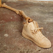 Скульптуры из дерева Дэна Уэбба, Dan Webb