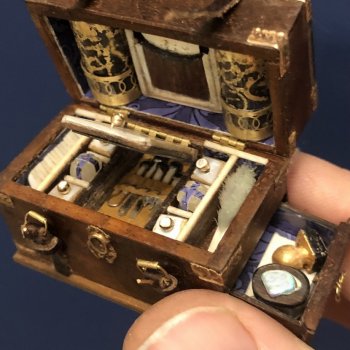 Дорожный сундук, автор Дэвид Эванс