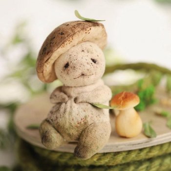 Лесное очарование: шьем Грибочек по выкройке Таисии Клонингер