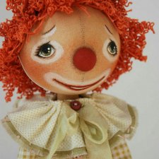 Troy's Toys клоуны