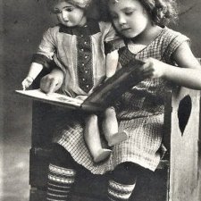 Взгляд из прошлого... Девочки и их красивые большие куклы