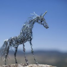 Железные скульптуры из проволоки Nevena Atanasova