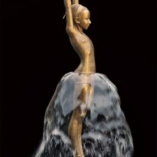 Скульптуры-фонтаны Malgorzata Chodakowska