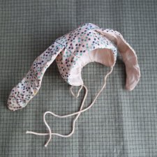 Шапка с ушками для авторского мишки от Ирины Труничевой