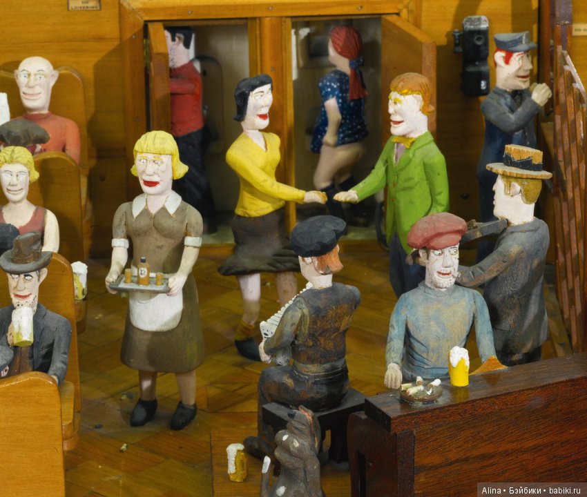 Антикварные диарамы — Румбоксы и кукольные интерьеры: фото (фото 8)