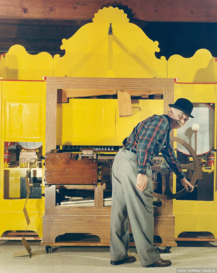 Карусели. Механические антикварные игрушки