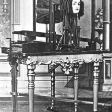 Автоматон Euphonia, который мог имитировать человеческую речь