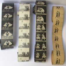 Кинетоскоп —  для показа движущегося изображения