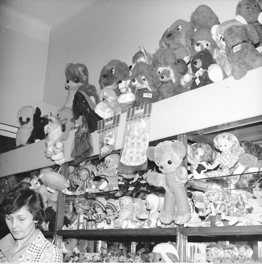 Витрины магазинов игрушек, старые фото (фото 4)
