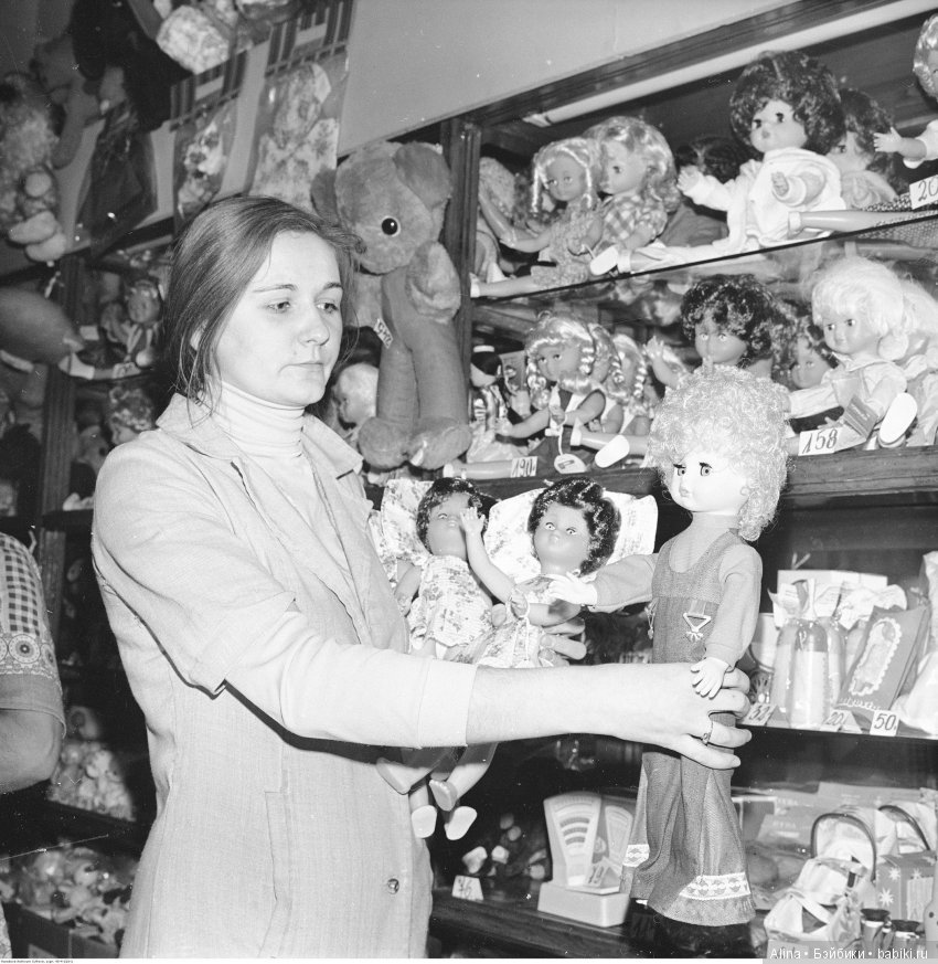 Витрины магазинов игрушек, старые фото (фото 2)