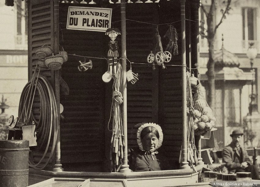 Витрины магазинов игрушек, старые фото